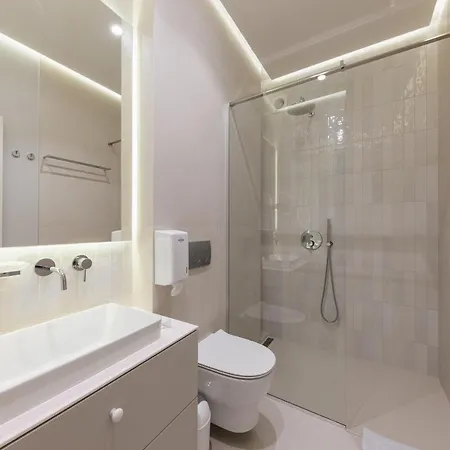 Мм Group Apartment Uzhhorod Exterior photo