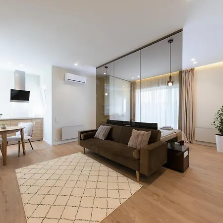 Мм Group Apartment Uzhhorod Exterior photo