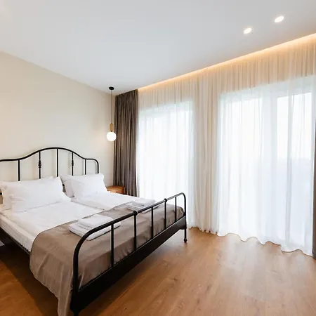 Мм Group Apartment Uzhhorod Exterior photo