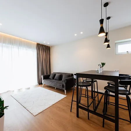 Мм Group Apartment Uzhhorod Exterior photo