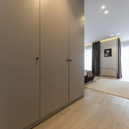 Мм Group Apartment Uzhhorod Exterior photo