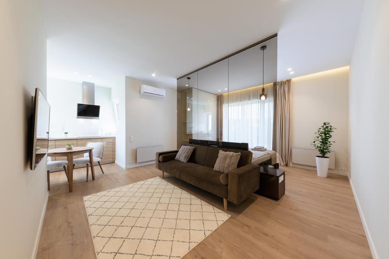 Apartment мм Group