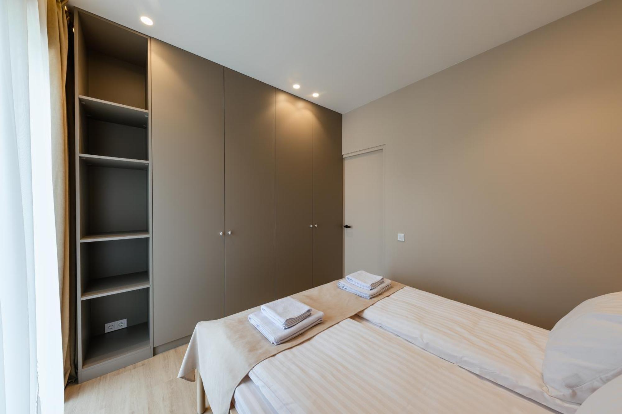 мм Group Apartment