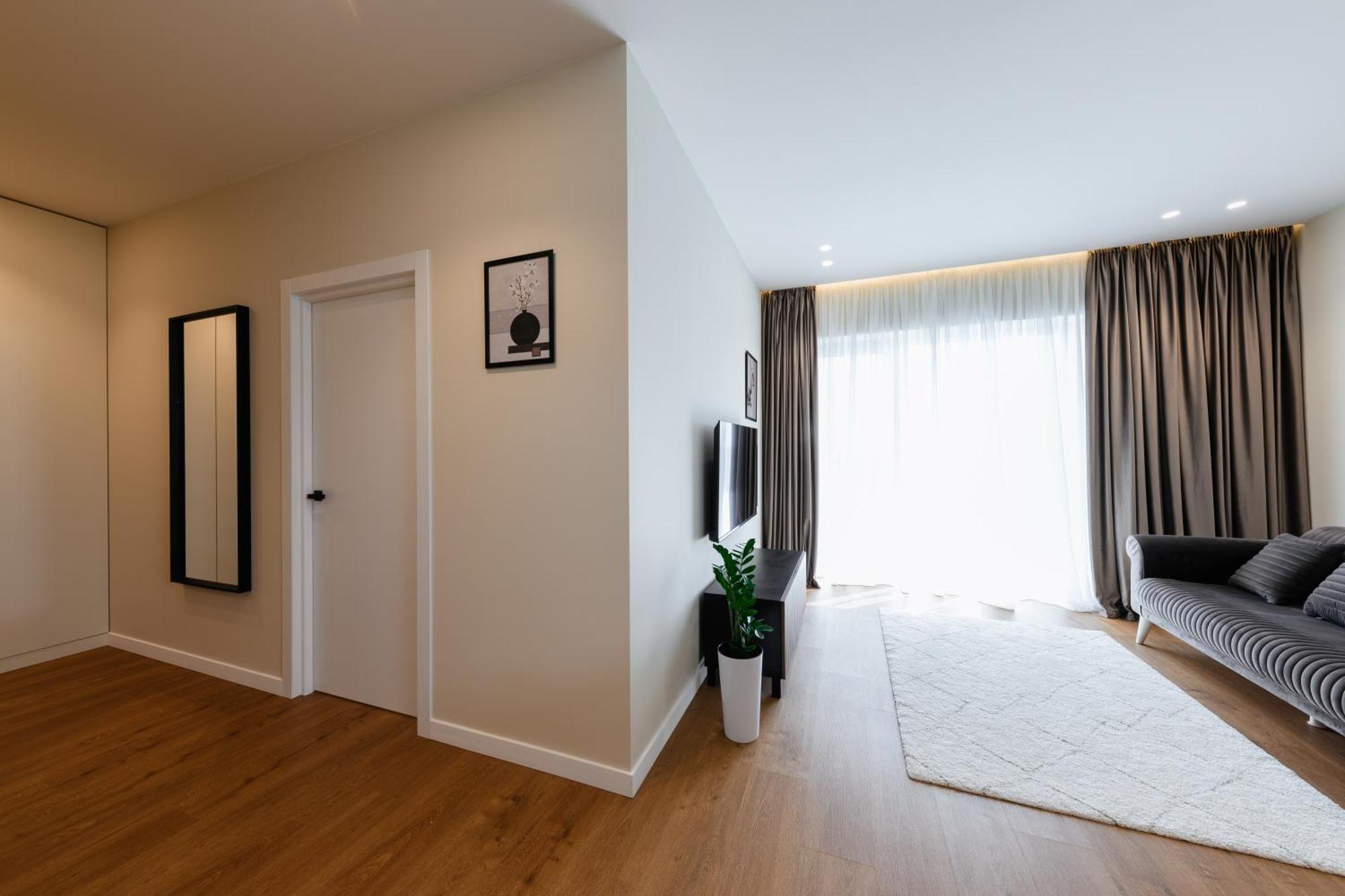 Apartment мм Group *