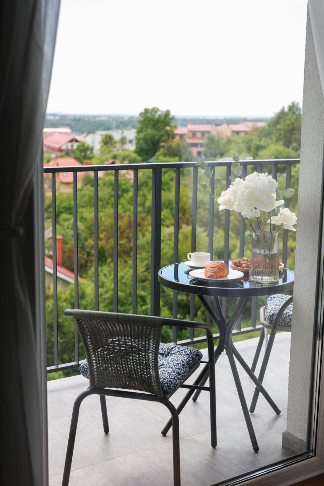 мм Group Apartment *